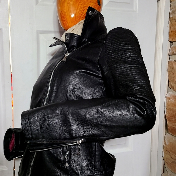 Tommy Hilfiger Jacket - Picture 5 of 6